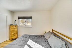2 Mi to Downtown Colorado Springs: Apt w/ Grill!