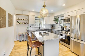 2 Mi to Downtown Colorado Springs: Apt w/ Grill!