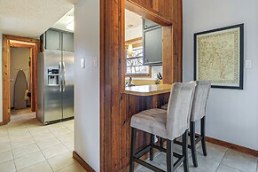 Serene Family Cottage w/ Deck & BBQ