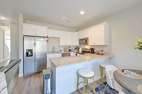 5 Mi to Charlotte Motor Speedway: Cozy Townhome