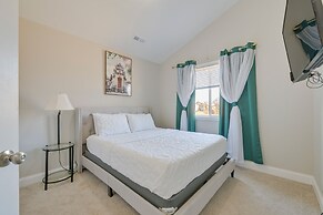 5 Mi to Charlotte Motor Speedway: Cozy Townhome