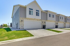 Walk to Marina & Lake: Spacious Garden City Gem!