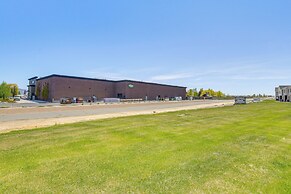 Walk to Marina & Lake: Spacious Garden City Gem!