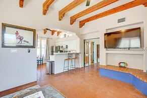 1 Mi to Saguaro NP: Charming Tucson Casita