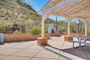 1 Mi to Saguaro NP: Charming Tucson Casita