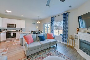 6 Mi to PNC Music Pavilion: Concord Townhome