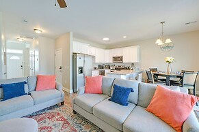 6 Mi to PNC Music Pavilion: Concord Townhome