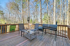 Home 9 Mi to Uptown Charlotte: Dogs Welcome!