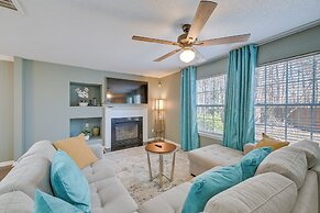 Home 9 Mi to Uptown Charlotte: Dogs Welcome!