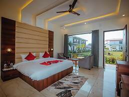 Corbett Wild Flower Resort And Spa