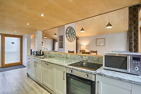 Host Stay Gwyle in Wareham