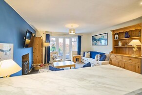 Host Stay Kittling Nook