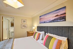 Host Stay Kittling Nook