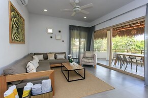 Aldea Zama Penthouse w Private Rooftop Jacuzzi
