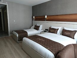 ROCCİA DOWNTOWN HOTEL