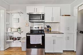 Charming Bungalow In Mckinney Walk To Downtown 2 Bedroom Bungalow