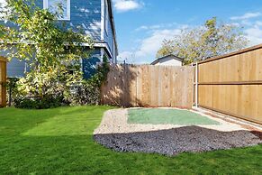 Charming Bungalow In Mckinney Walk To Downtown 2 Bedroom Bungalow