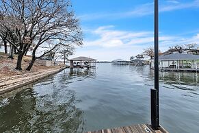 Lake House At Granbury 3 Bedroom Home