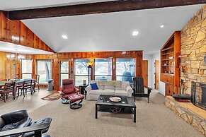 Lake House At Granbury 3 Bedroom Home