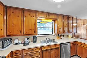 Lake House At Granbury 3 Bedroom Home