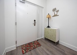 Phoenix On The Bay 1513 3 Bedroom Condo