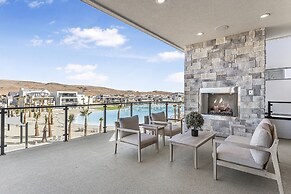 Sunny Days 7 Bedroom Home