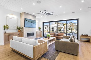 Sunny Days 7 Bedroom Home