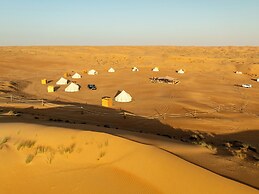 Twilight dunes By Miracle Oman