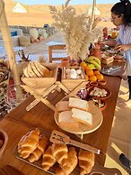 Twilight dunes By Miracle Oman