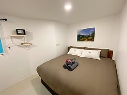 SJ Beach House Patong