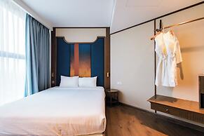 Seaview Condotel Apec