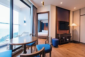 Seaview Condotel Apec