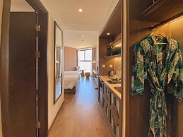 Seaview Condotel Apec