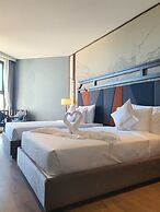 Seaview Condotel Apec