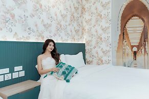 Seaview Condotel Apec