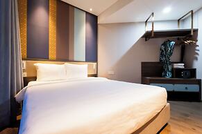 Mandala Studio Luxury