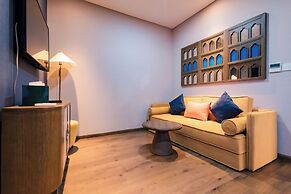 Mandala Studio Luxury