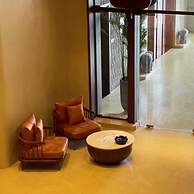 Mandala Studio Luxury