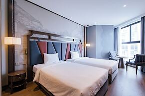 Mandala Studio Luxury