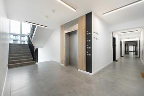 Apartment in Dziwnow With River View & Spa