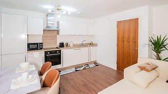 Apartmentsleeps4-citystay-view Over River Irwell