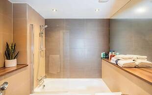 Apartmentsleeps4-citystay-view Over River Irwell