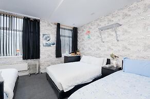 Derwent Blackpool Acommodations