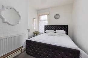 Blackpool Bliss House - 5 Bedrooms