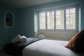 Mill House & Cottage - on Cotswold Way