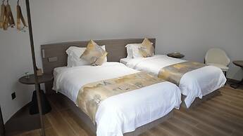 Unicorn Rocket Resort