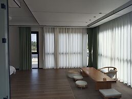 Unicorn Rocket Resort