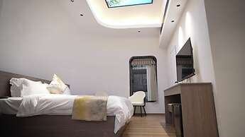 Unicorn Rocket Resort