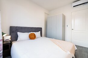 SOHO Premier Residence