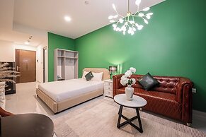 SOHO Premier Residence